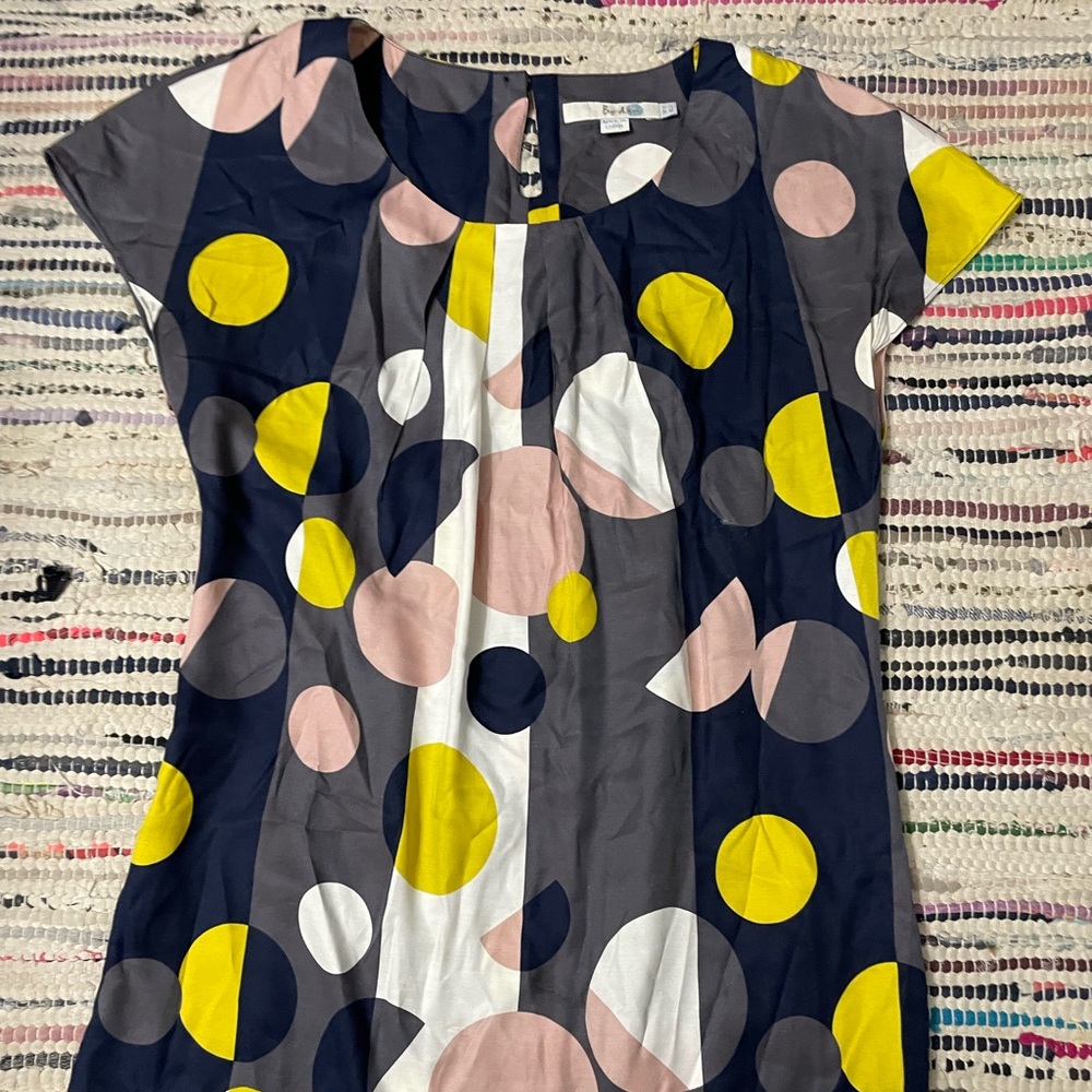 Boden size 4US dotted silk top